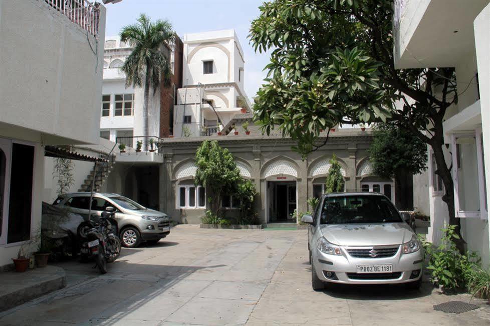 Tourist Guest House Amritsar Extérieur photo